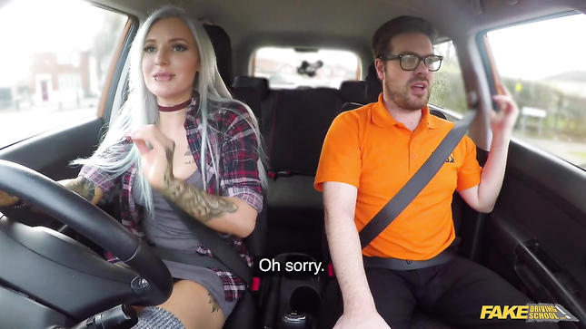 Экзамен страсти: анальный соблазн за руль